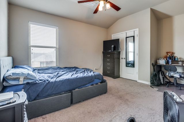 5808 Windy Meadow Lane, Grand Prairie, TX 75052