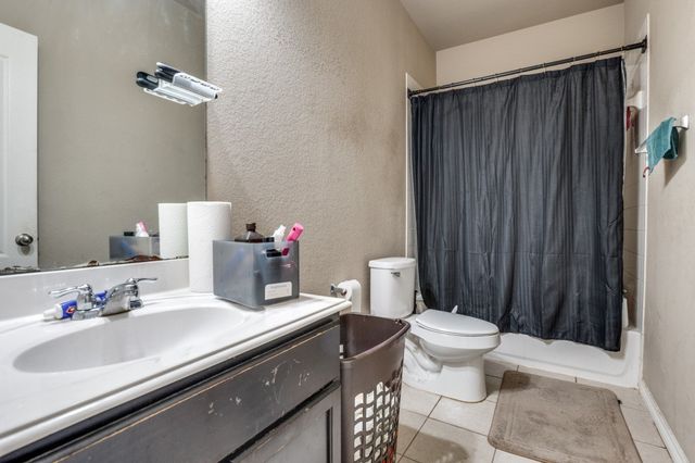 5808 Windy Meadow Lane, Grand Prairie, TX 75052