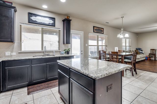 5808 Windy Meadow Lane, Grand Prairie, TX 75052