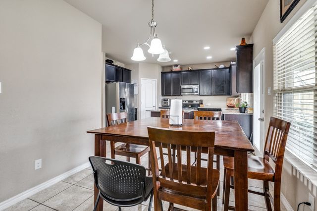 5808 Windy Meadow Lane, Grand Prairie, TX 75052