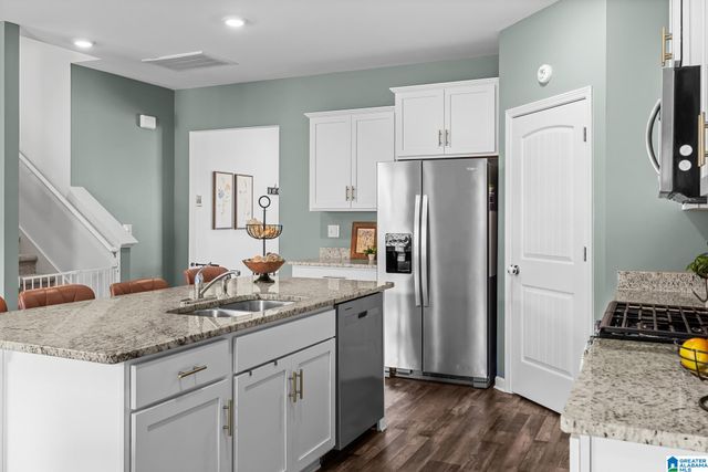 1335 CHELSEA PARK TRAIL, Chelsea, AL 35043