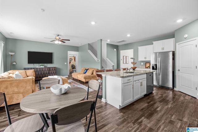 1335 CHELSEA PARK TRAIL, Chelsea, AL 35043