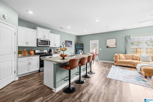 1335 CHELSEA PARK TRAIL, Chelsea, AL 35043