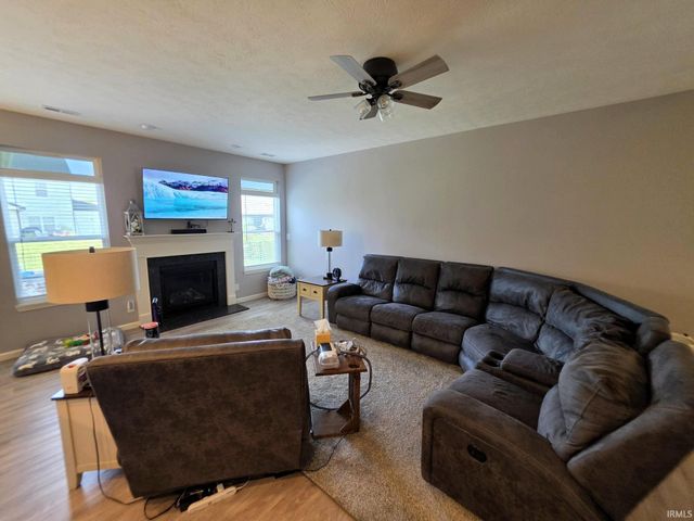 410 Folkston Way, Lafayette, IN 47905