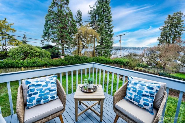 6214 NE 129th Street, Kirkland, WA 98034