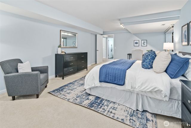 6214 NE 129th Street, Kirkland, WA 98034