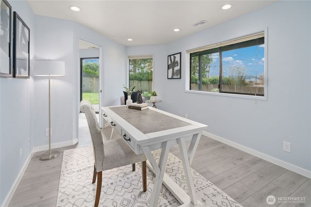 6214 NE 129th Street, Kirkland, WA 98034