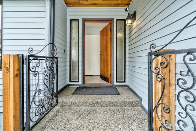 6214 NE 129th Street, Kirkland, WA 98034