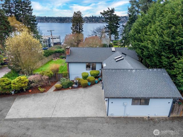 6214 NE 129th Street, Kirkland, WA 98034