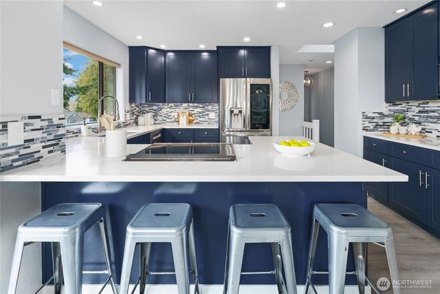 6214 NE 129th Street, Kirkland, WA 98034