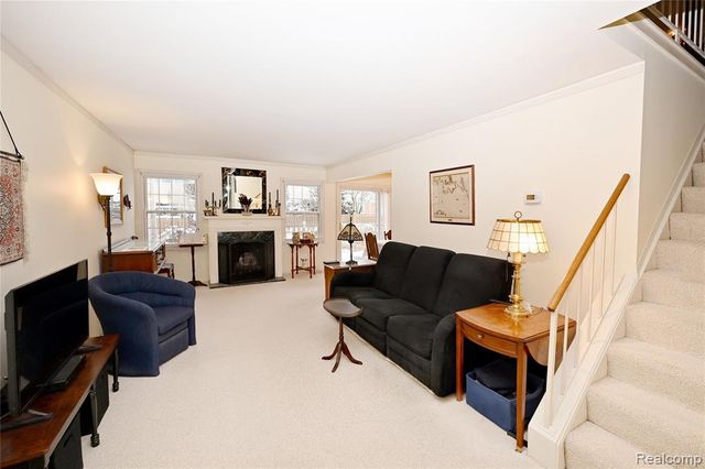 5084 Buckingham, Troy, MI 48098