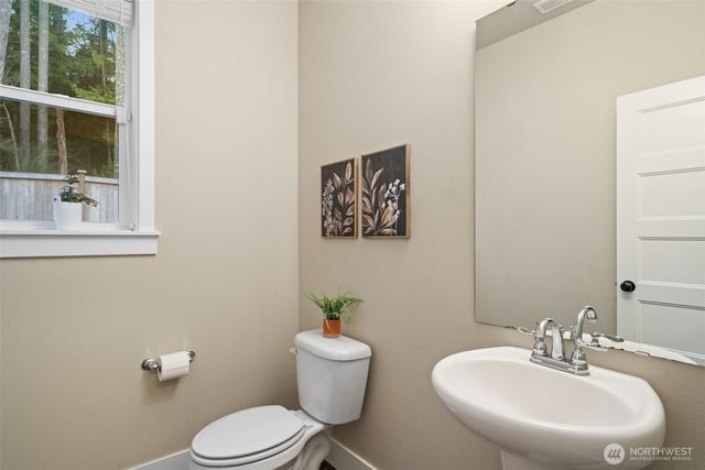 1854 Claret Loop NW, Poulsbo, WA 98370