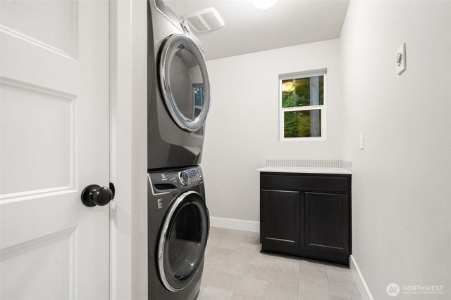 1854 Claret Loop NW, Poulsbo, WA 98370