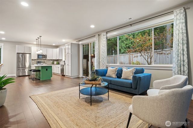 1854 Claret Loop NW, Poulsbo, WA 98370