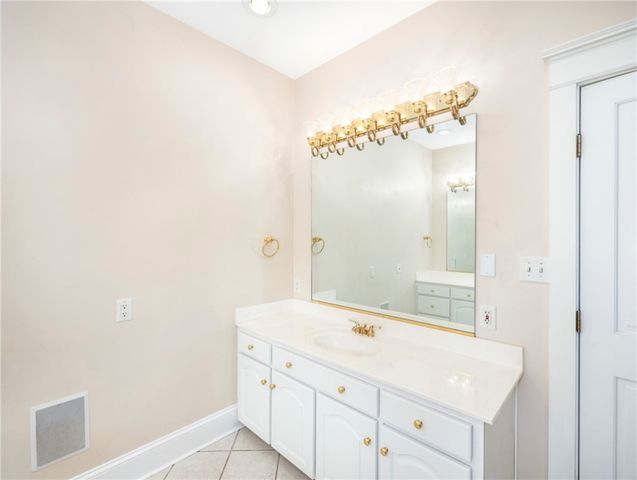 652 Oglethorpe Ave, St Simons Island, GA 31522