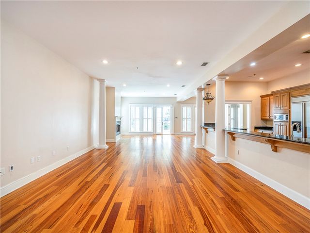 652 Oglethorpe Ave, St Simons Island, GA 31522