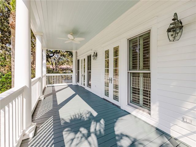 652 Oglethorpe Ave, St Simons Island, GA 31522