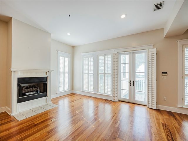 652 Oglethorpe Ave, St Simons Island, GA 31522