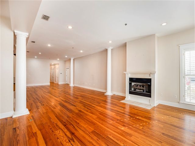 652 Oglethorpe Ave, St Simons Island, GA 31522