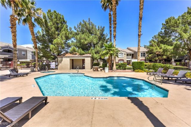 5055 West Hacienda Avenue 1037, Las Vegas, NV 89118