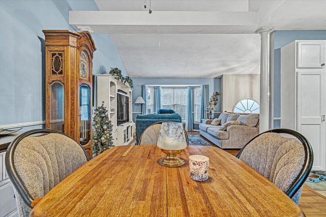 1711 Bush Farm DR, Vinton, VA 24179