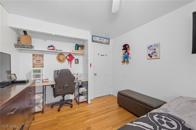 902 Colonel Drive, Cleveland, OH 44109