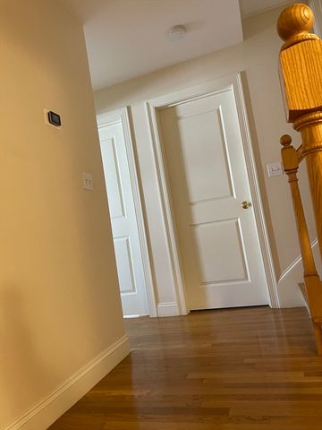 220 Grove Street 1, Waltham, MA 02453