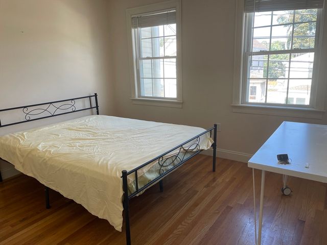 220 Grove Street 1, Waltham, MA 02453