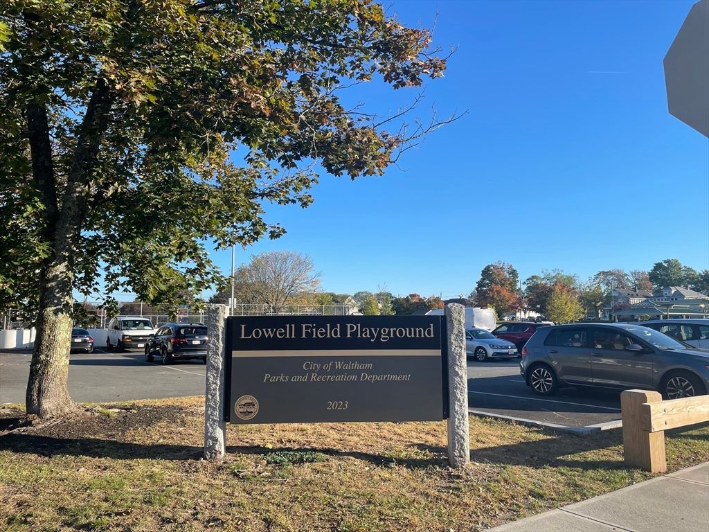 220 Grove Street 1, Waltham, MA 02453