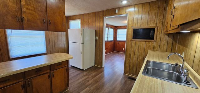 1924 Flora St, North Little Rock, AR 72114