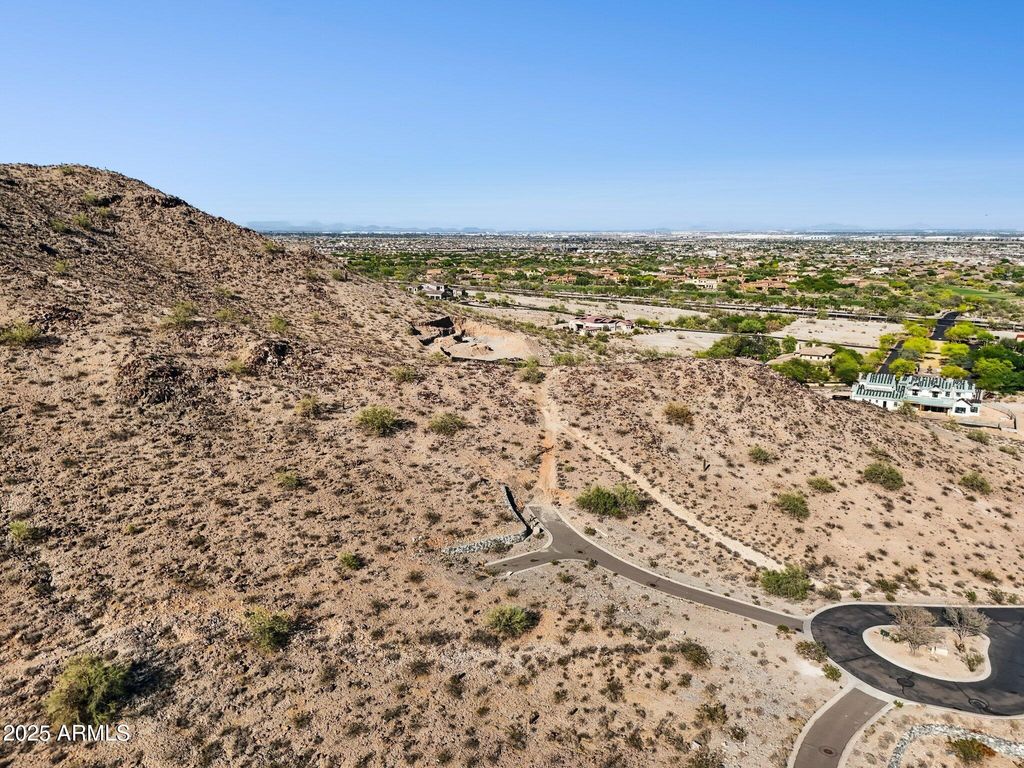 3367 N HIGHLANDS Drive 39, Buckeye, AZ 85396 — photo 2