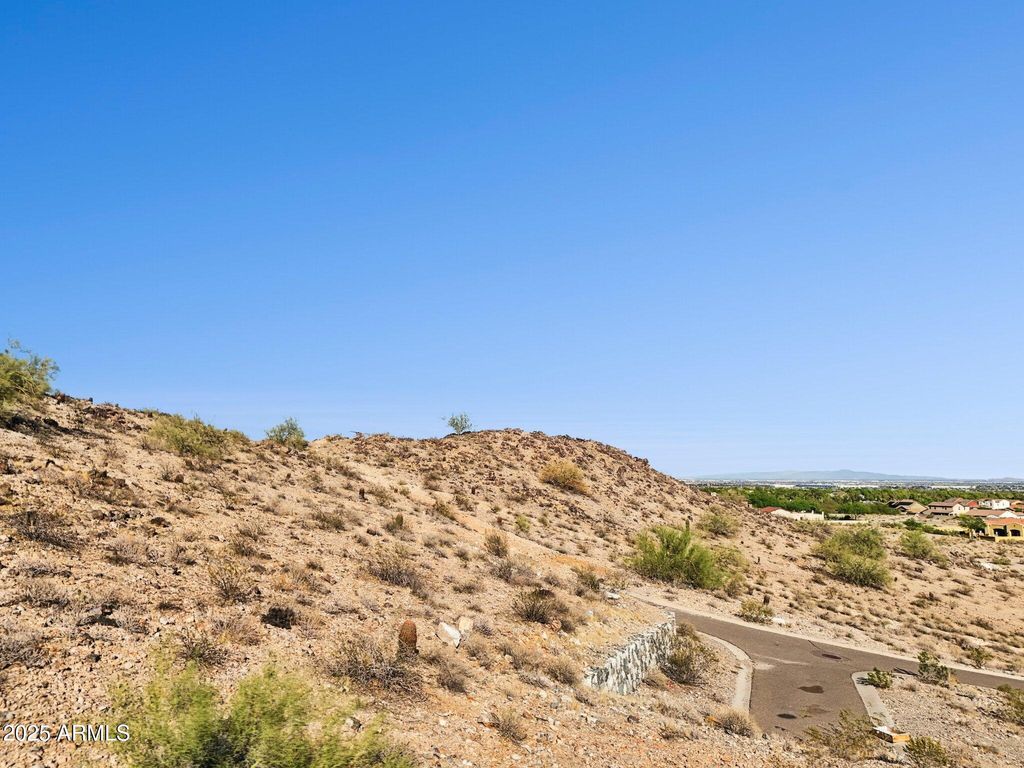 3367 N HIGHLANDS Drive 39, Buckeye, AZ 85396 — photo 4