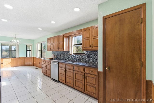 4517 S 135th East Avenue, Tulsa, OK 74134