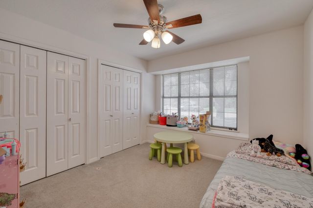 2010 Lark LN, Taylor, TX 76574