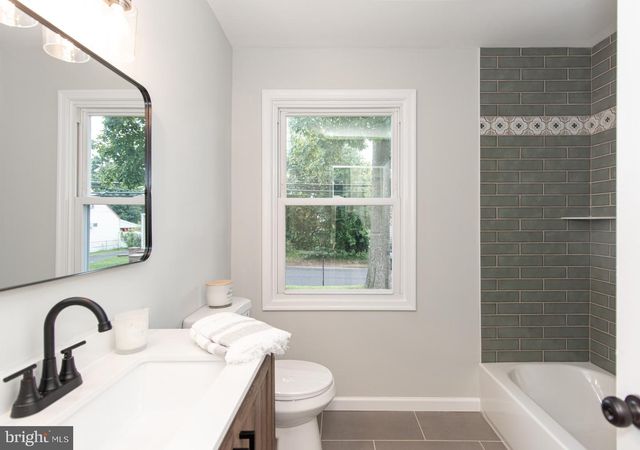 902 EXCELSIOR AVE, Croydon, PA 19021