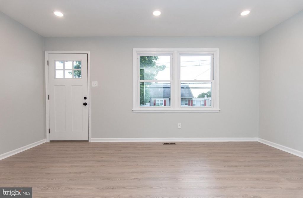 902 EXCELSIOR AVE, Croydon, PA 19021 — photo 4