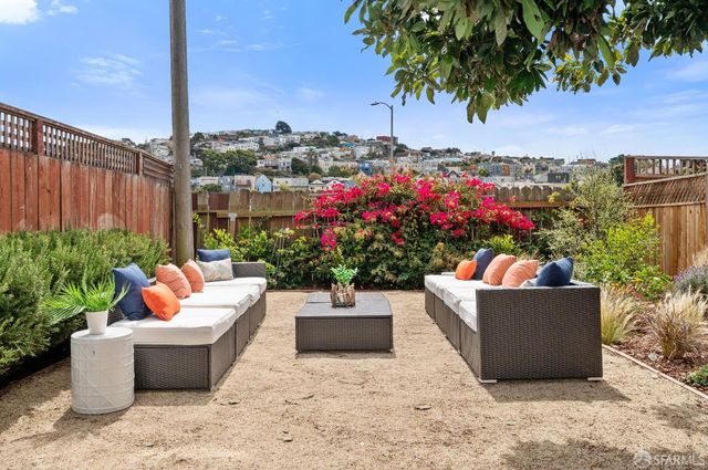 475 Justin Drive, San Francisco, CA 94112