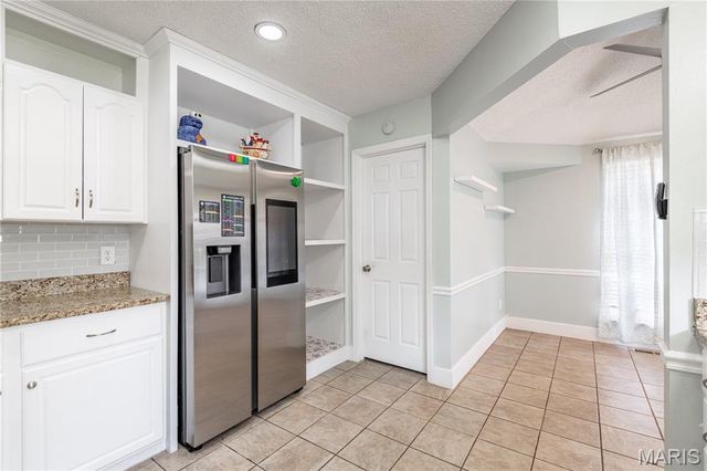 4851 Arevalo Drive, St Louis, MO 63128