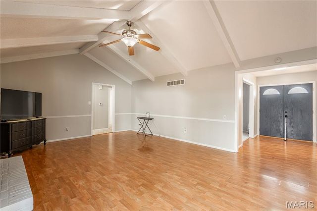 4851 Arevalo Drive, St Louis, MO 63128