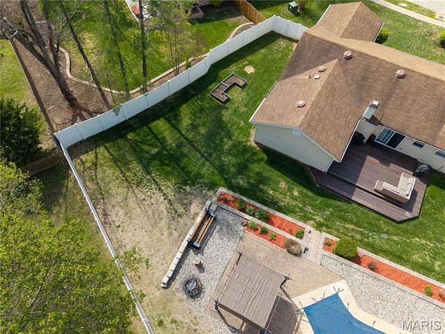 4851 Arevalo Drive, St Louis, MO 63128