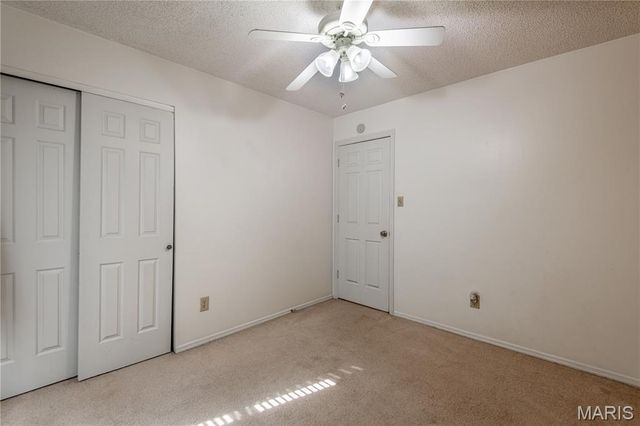 4851 Arevalo Drive, St Louis, MO 63128