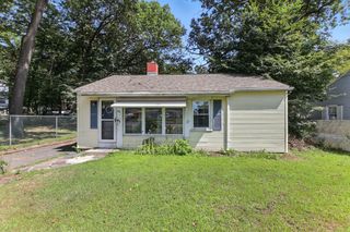731 Bay St, Springfield, MA 01105
