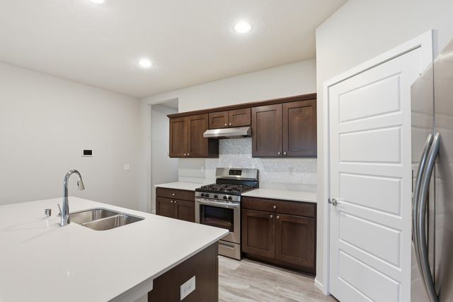 10003 N White Ln, Cheney, WA 99004