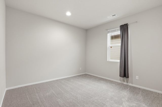 10003 N White Ln, Cheney, WA 99004