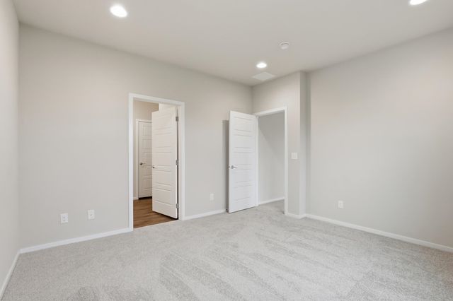 10003 N White Ln, Cheney, WA 99004