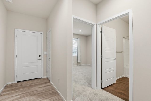10003 N White Ln, Cheney, WA 99004