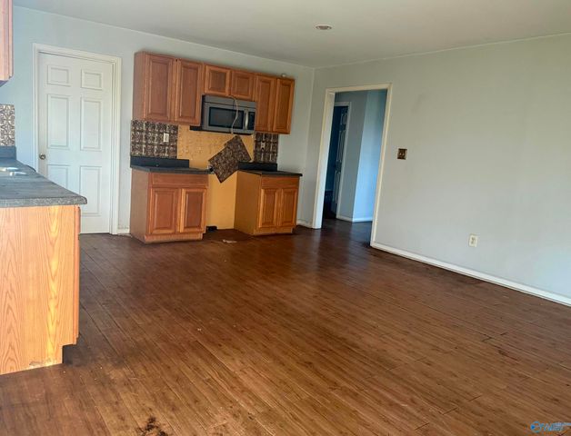 886 Plummer Road NW, Huntsville, AL 35806