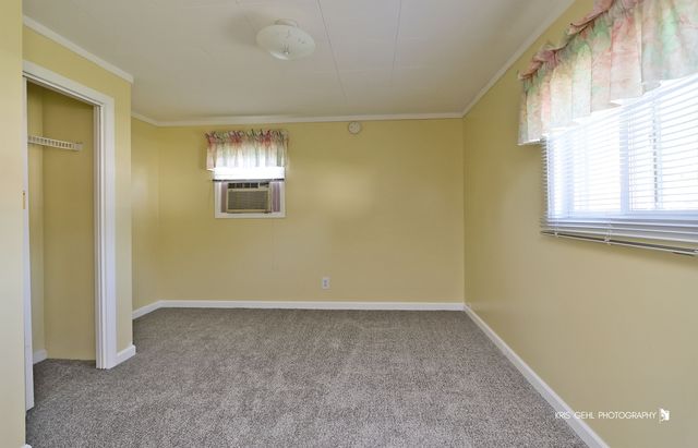2031 Gilboa Avenue, Zion, IL 60099