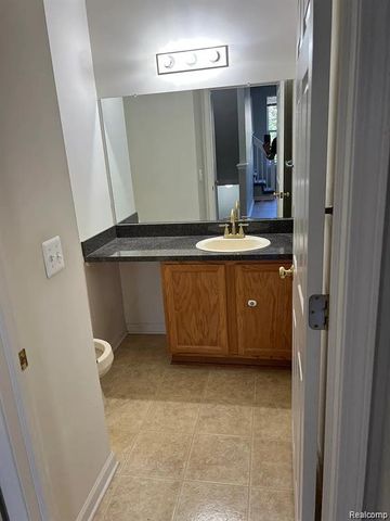 56616 Longhorn Drive, Shelby Twp, MI 48316