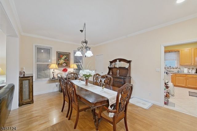 402 Davis Ave, Harrison Town, NJ 07029